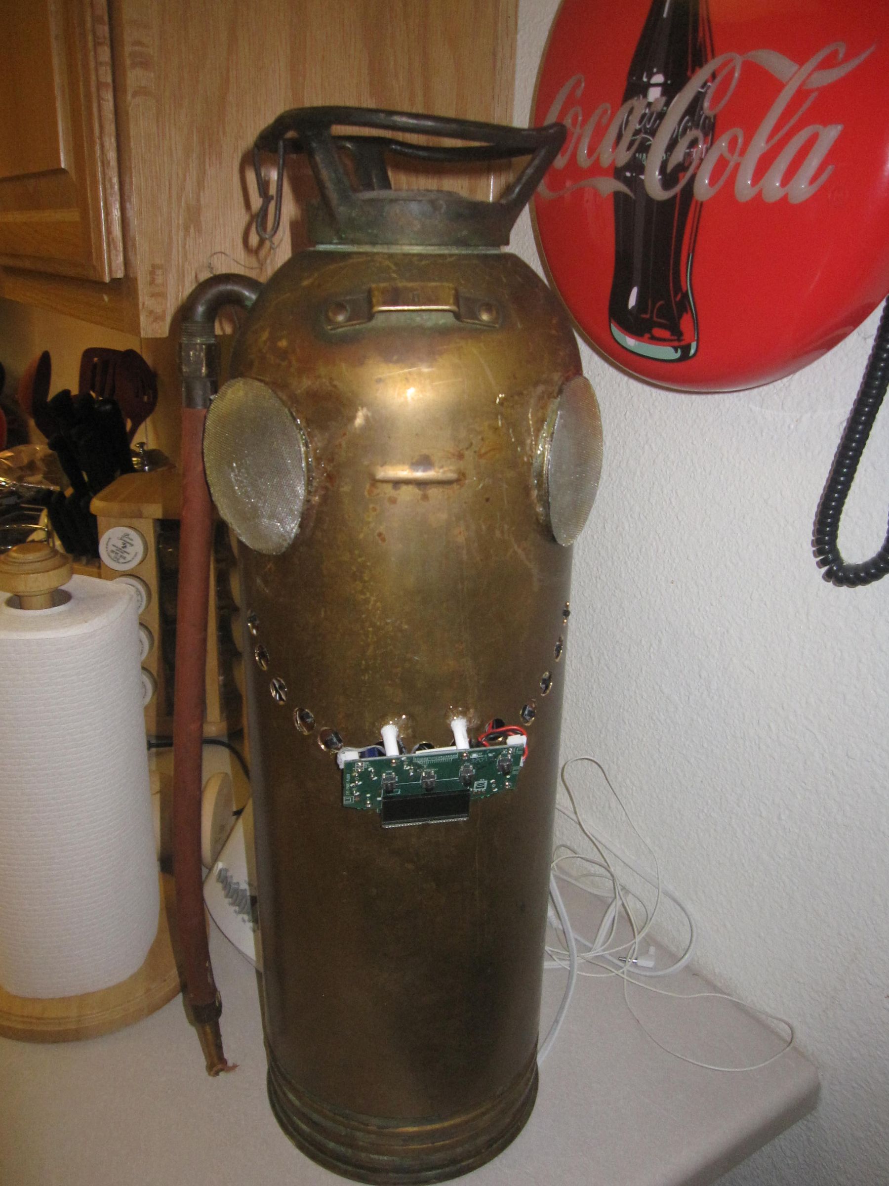 Recycled/reused Robot Head Radio