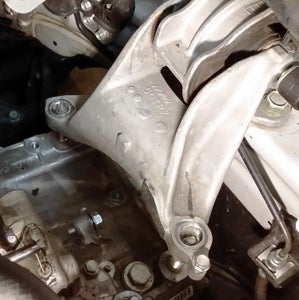 Support Engine and Remove Transmission Mount