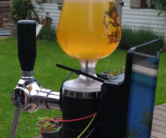 Beer Pomp With a Screen