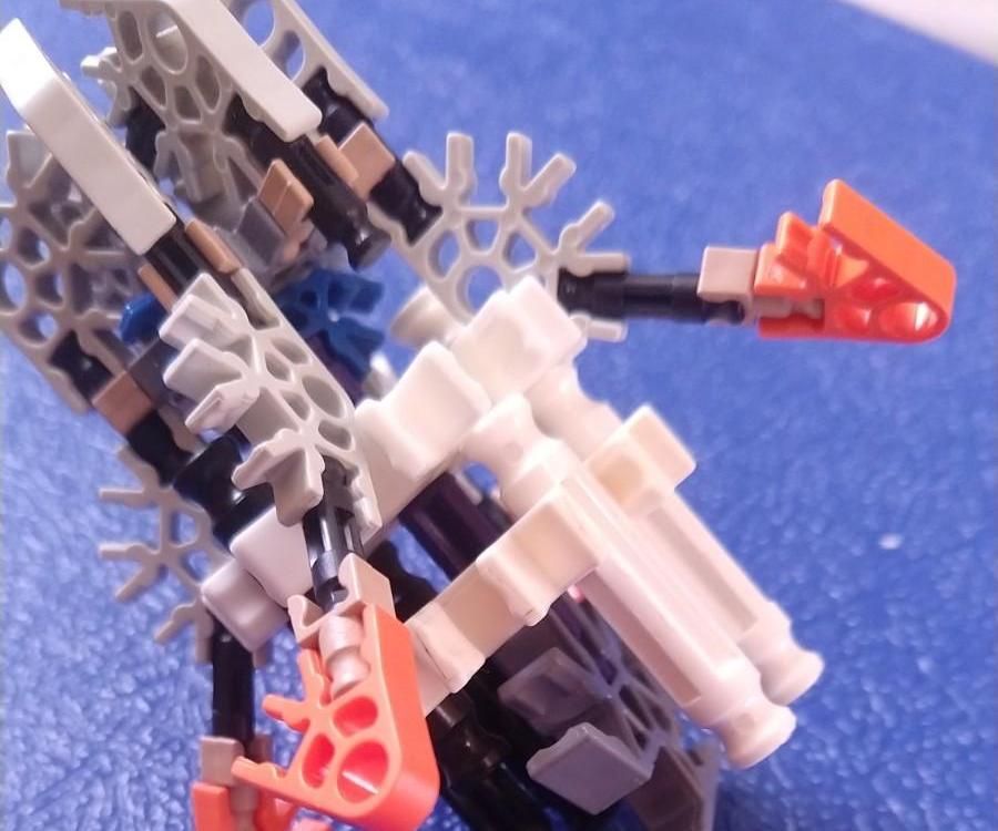 K'nex SpaceX Crew Dragon Capsule