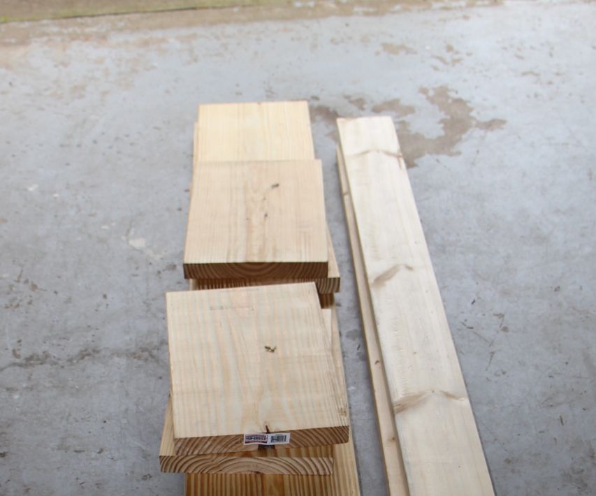 Sturdy Bench Seat Without Cutting a Single Board
