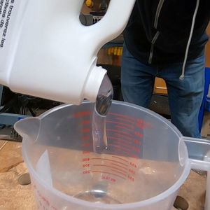 Mixing the Epoxy Resin