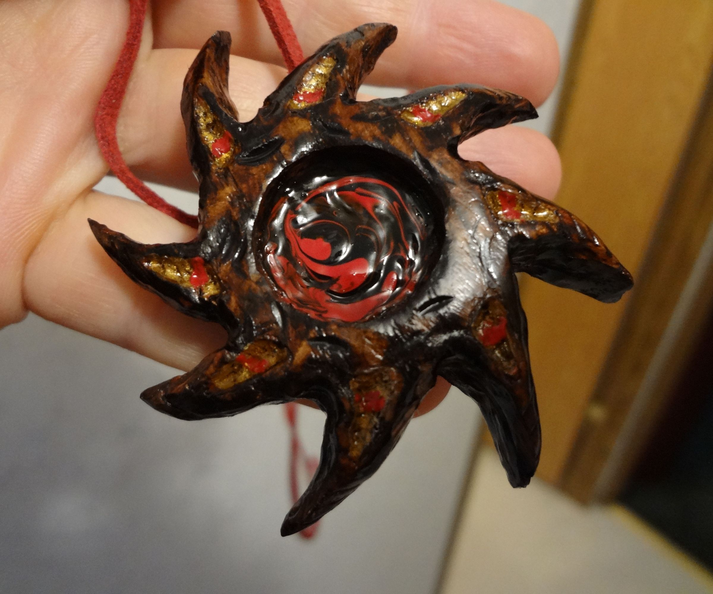 Spiral Wood Pendant Necklace. 