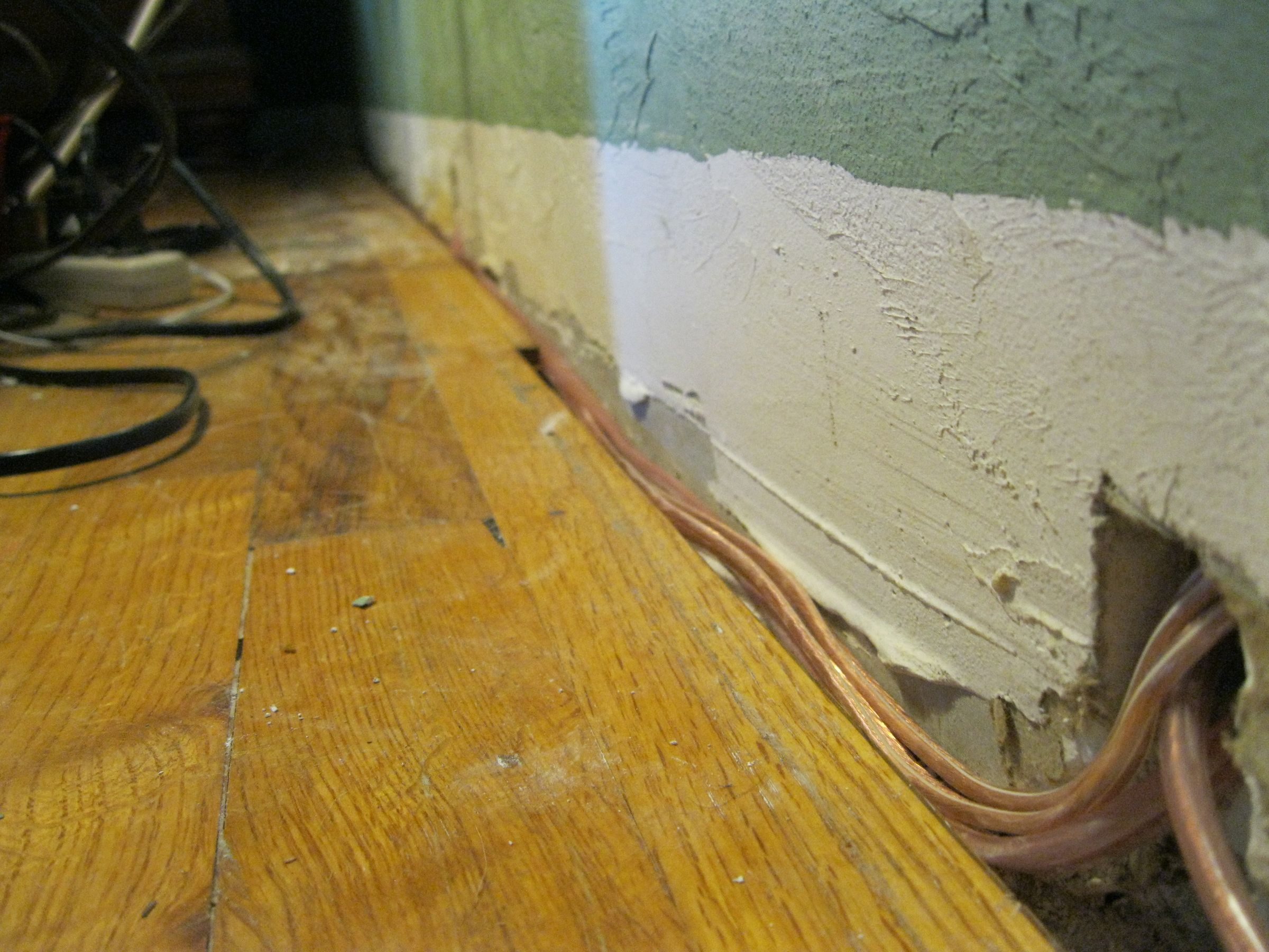 Speaker Wires Under Baseboards 8 Steps (with Pictures) Instructables