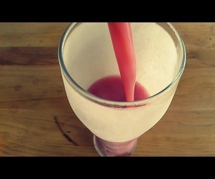 How to Juice Pomegranate - Hissingcooker.com