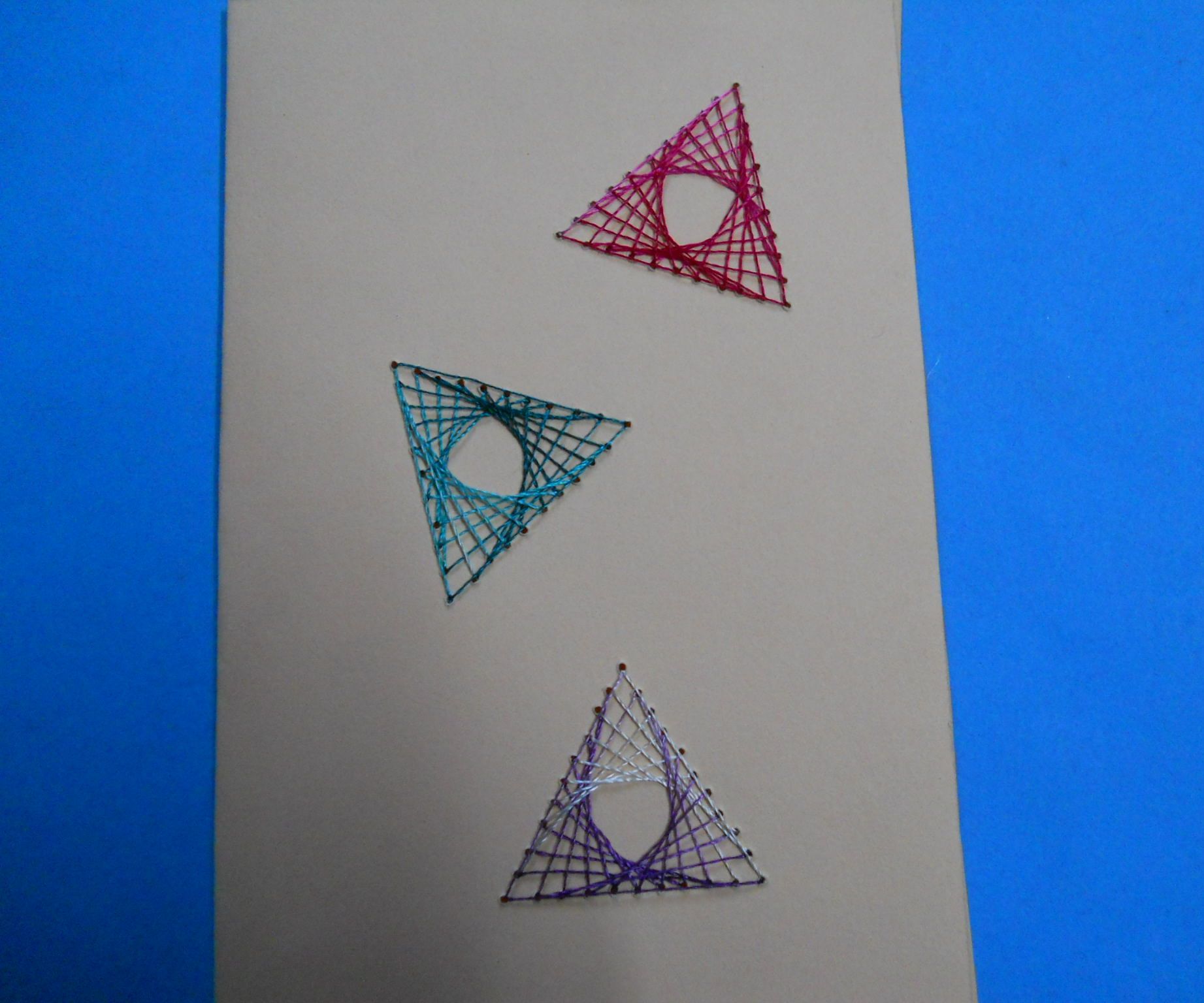 Silk Thread Triangular Art Card
