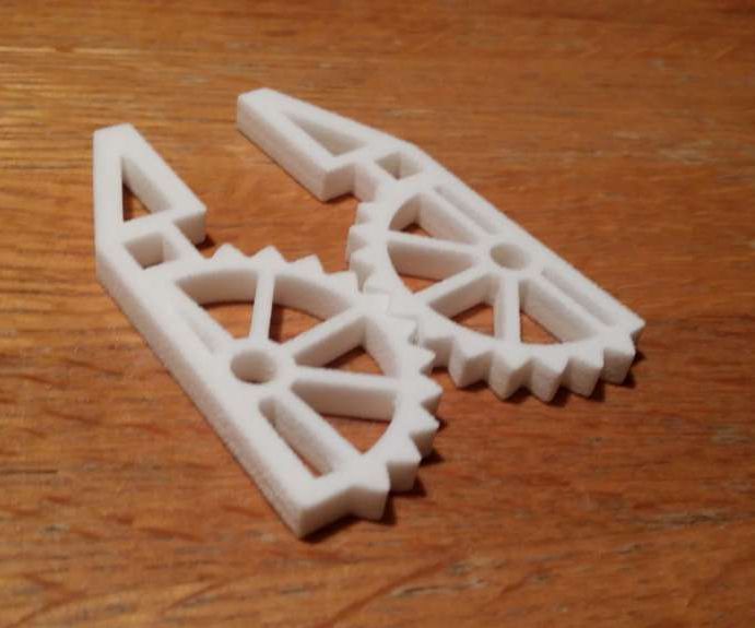 Print a Robot Pincer, From Software Installation - Ordering a Print. 