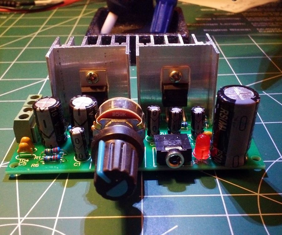 Dual TDA2030A 2.0 AC/DC Power Amplifier