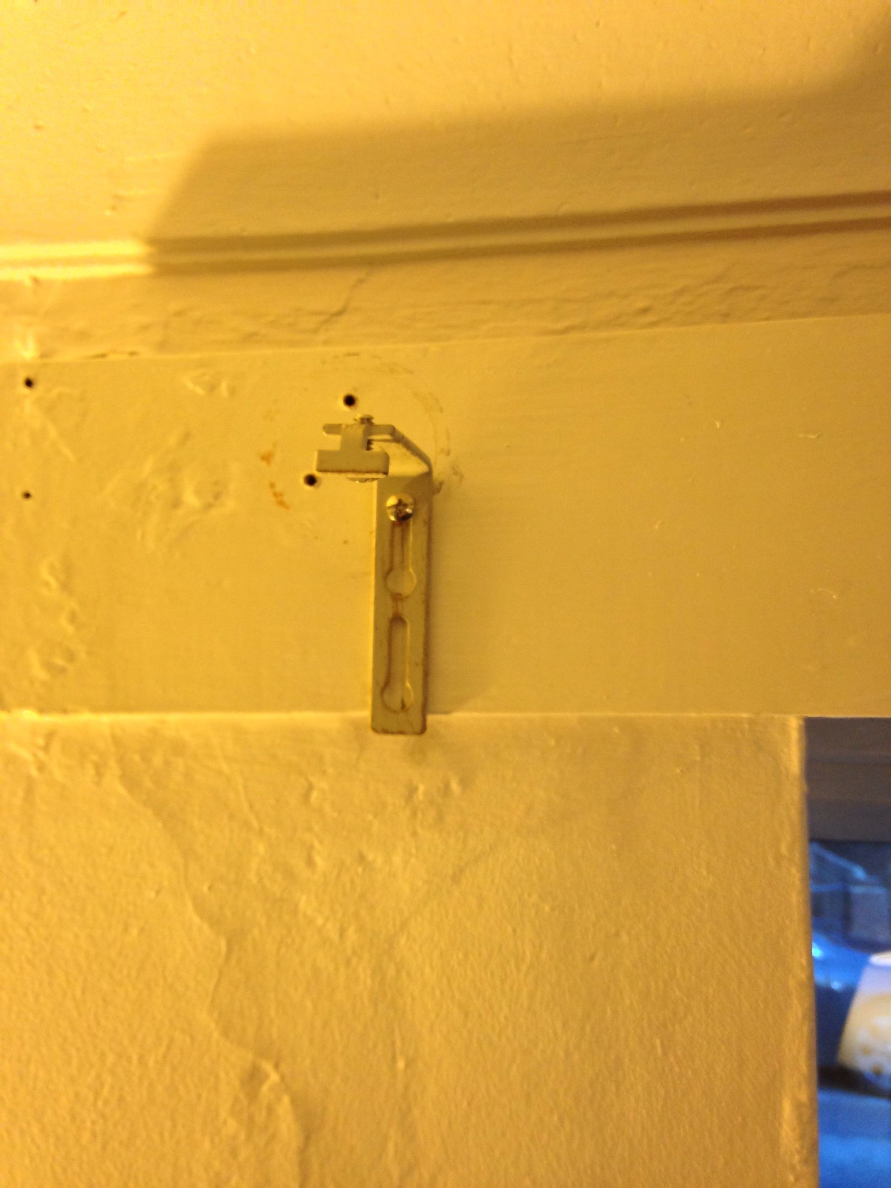 How to Put Up a Curtain Pole 9 Steps (with Pictures) Instructables