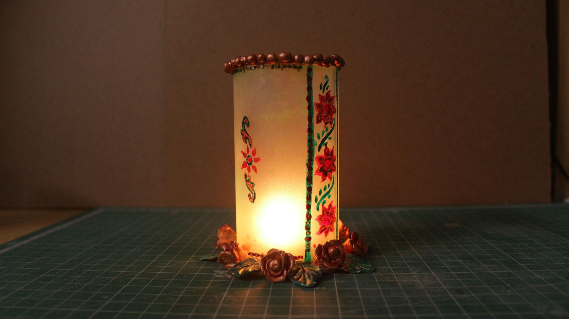 Easy Decorative Glass Candle Shade 9 Steps Instructables