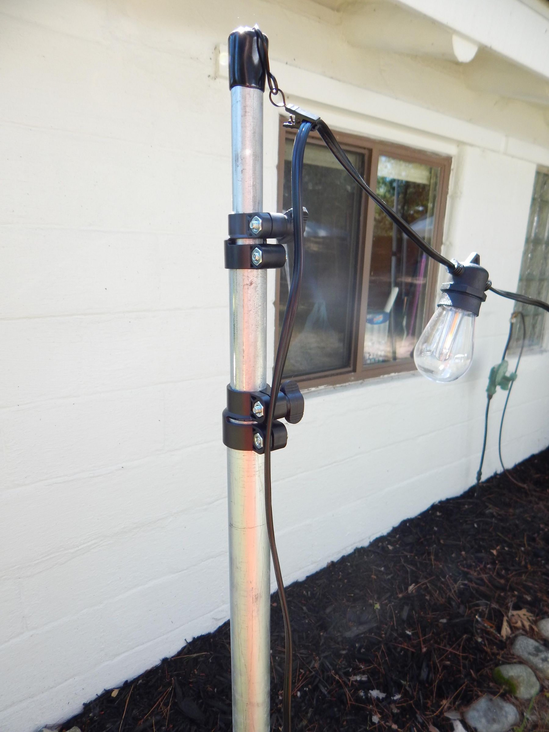 Homemade Adjustable Poles for Backyard String Lights 5 Steps
