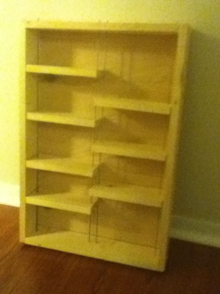 $30 Adjustable Shelf Display Case