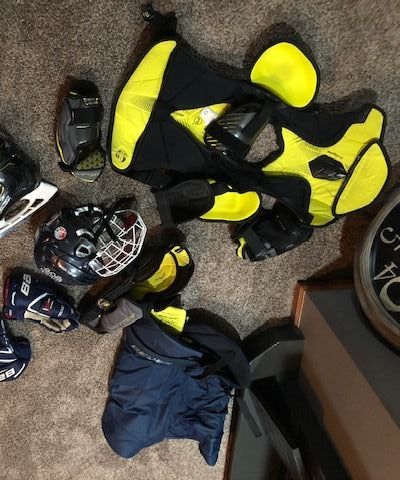 Comm 101 How to Get Dressed for Hockey!