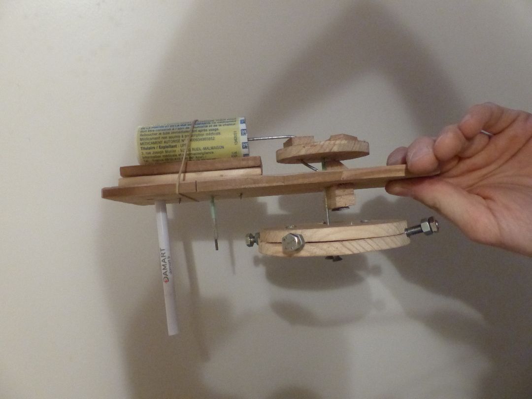 Cheap and Simple Steam Engine : 8 Steps (with Pictures) - Instructables