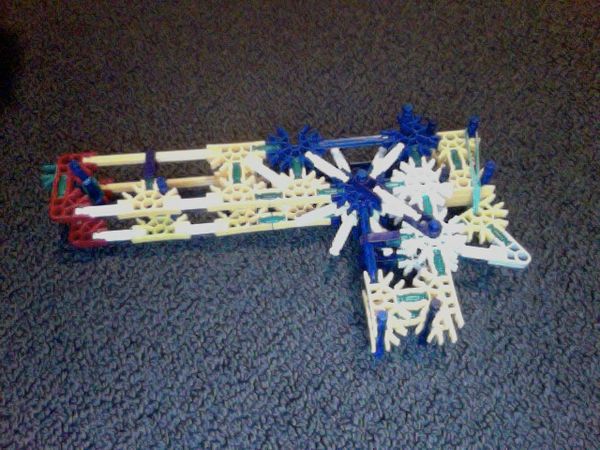Simple Knex Pistol (8 Shot Burst)