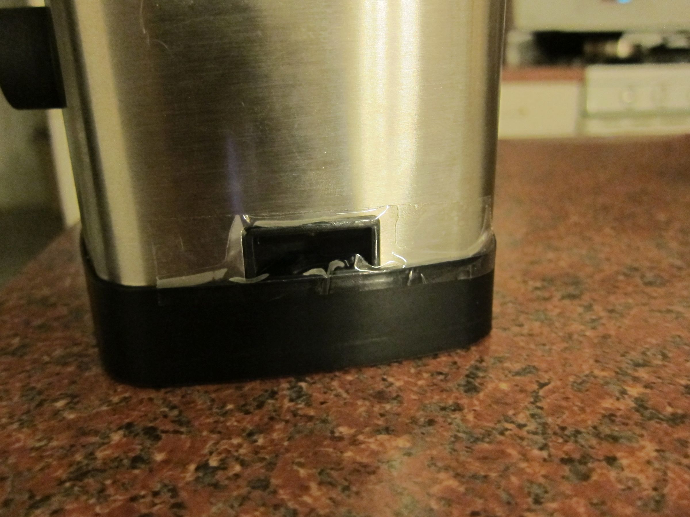 How to Repair/remove the On/off Switch on a Breville BCG450XL Conical