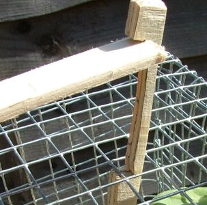 Making a Really Simple Rabbit Trap : 6 Steps - Instructables