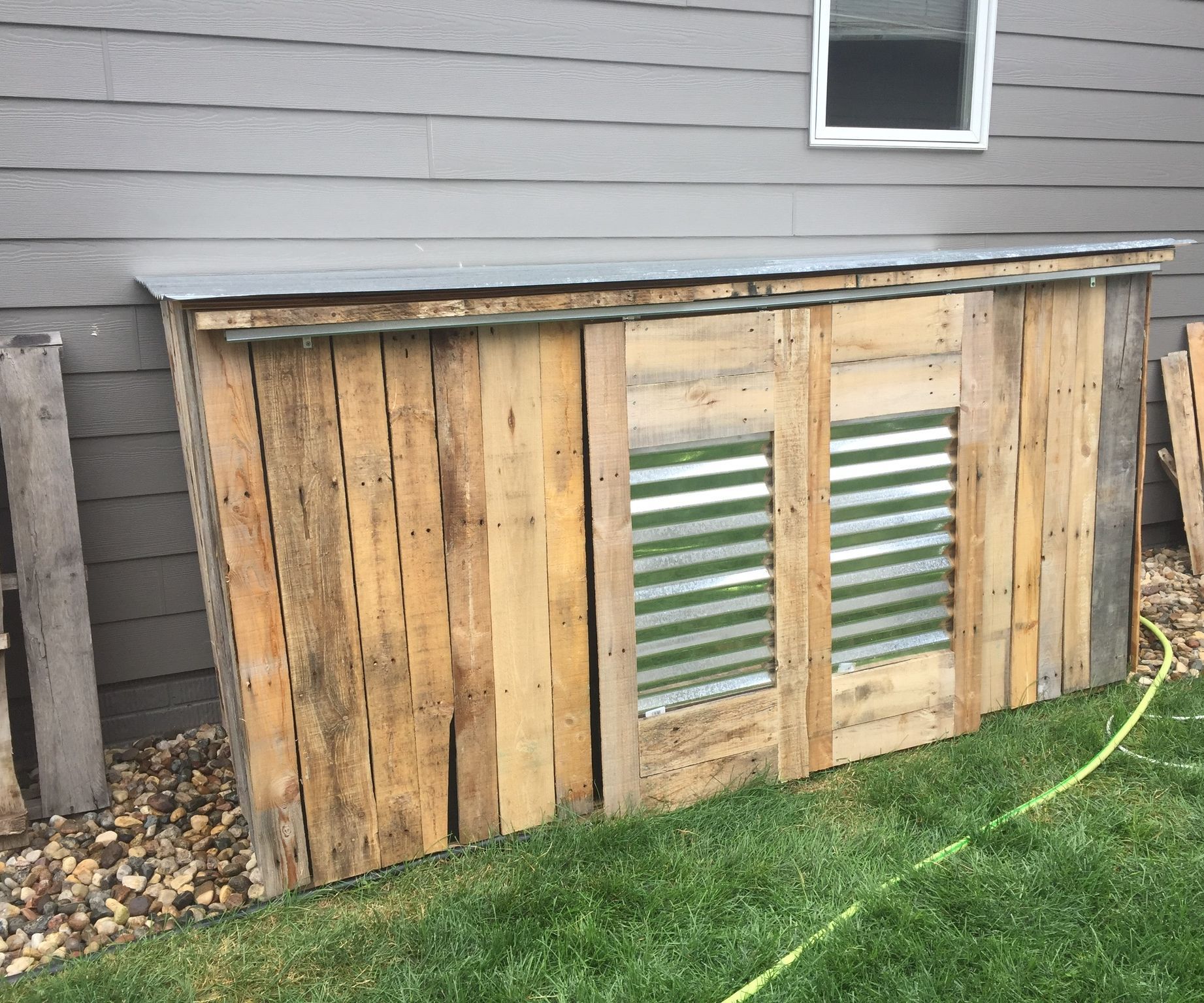 Pallet Storage Shed : 6 Steps (with Pictures) - Instructables