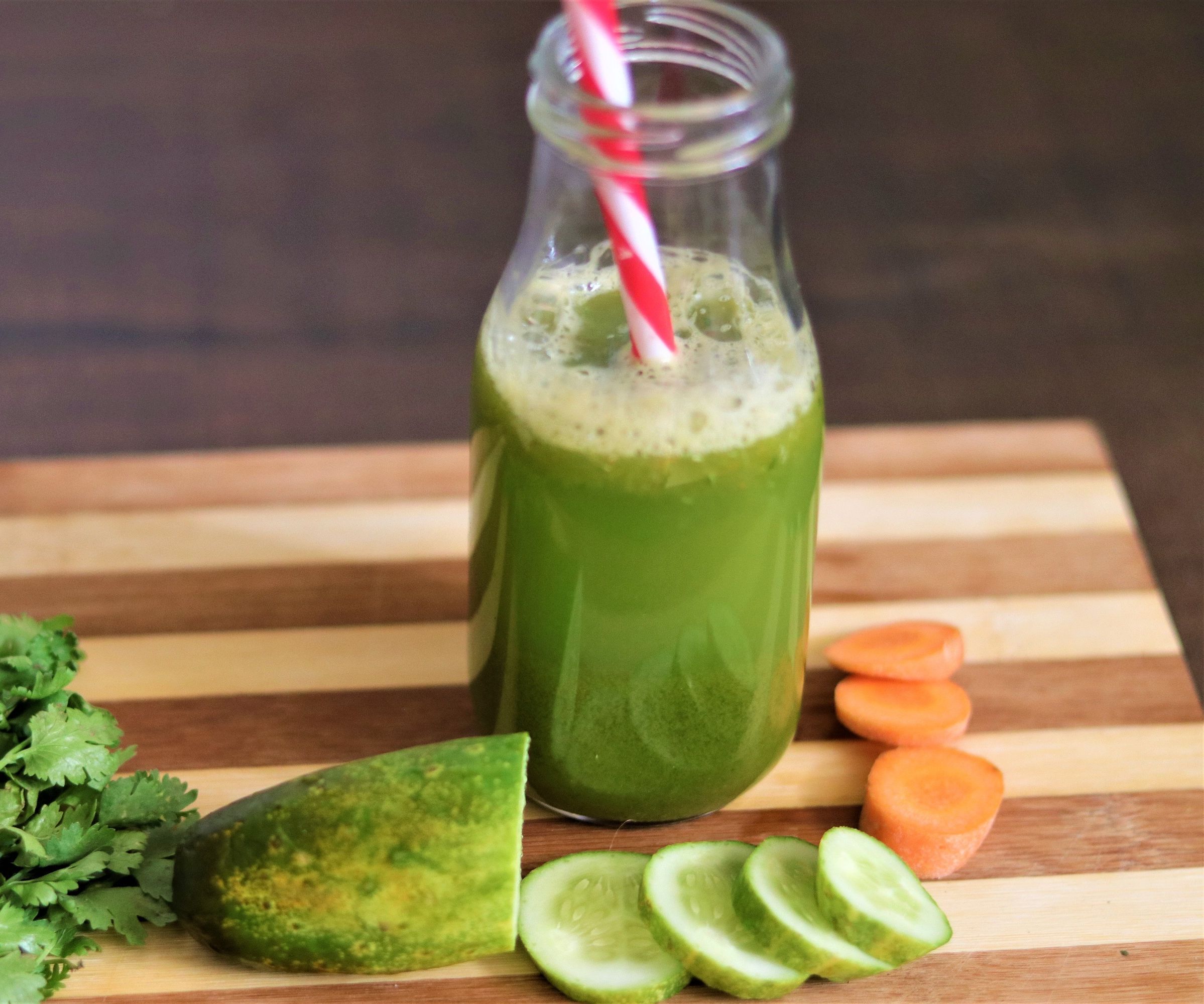 Cleansing Cucumber Carrot Juice Recipe