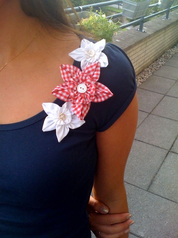 Fabric Flowers! Easy Tutorial