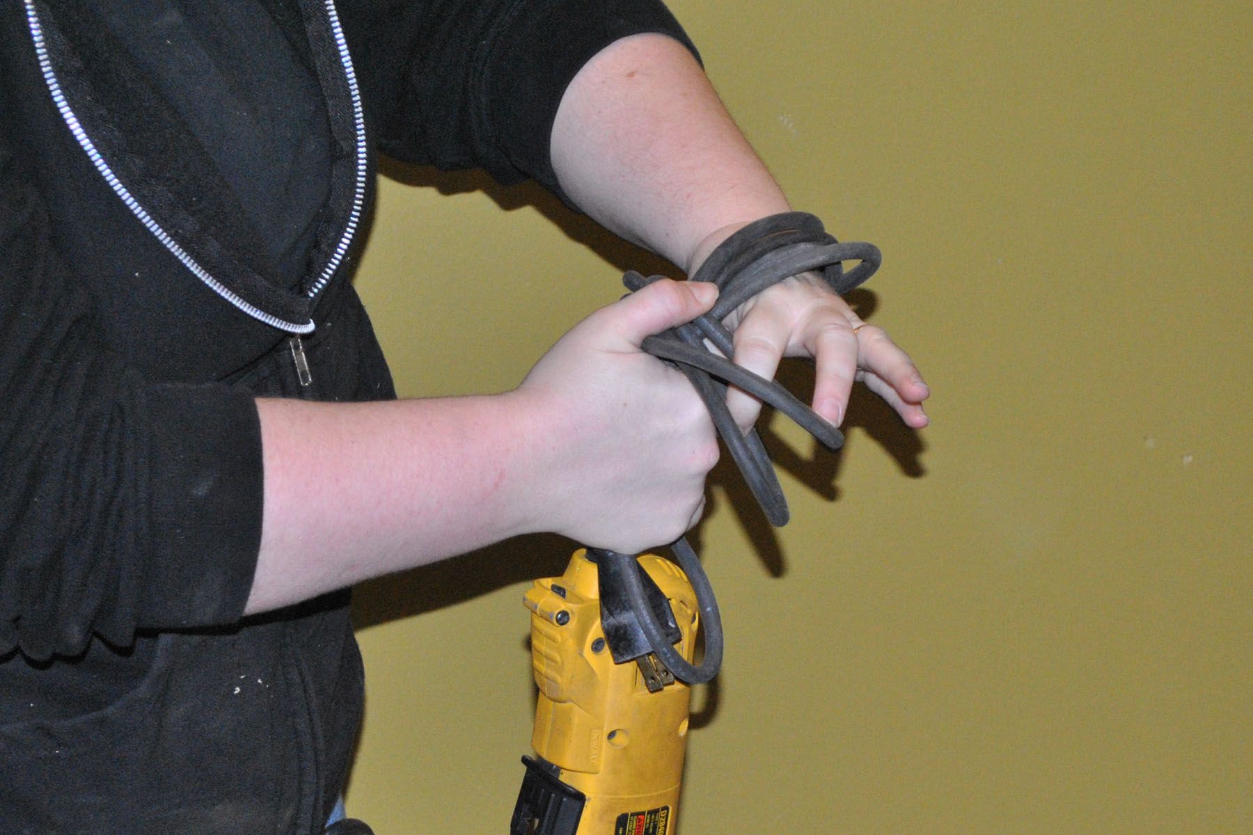 How to Neatly Wrap Power Tool Cords 5 Steps (with Pictures