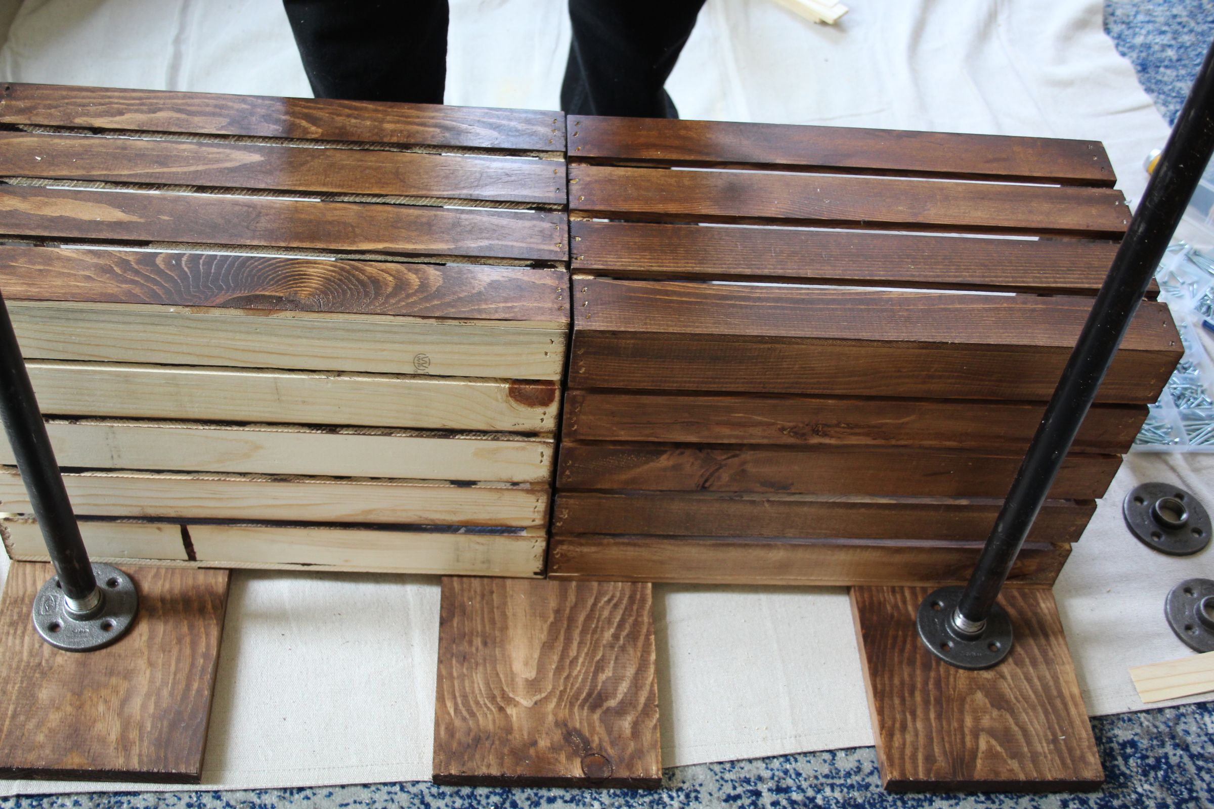 Wood & Industrial Pipe Hall Tree DIY 7 Steps (with Pictures