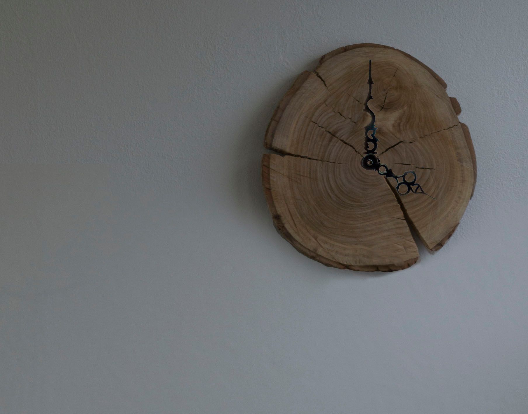 Wooden Stump Wall Clock