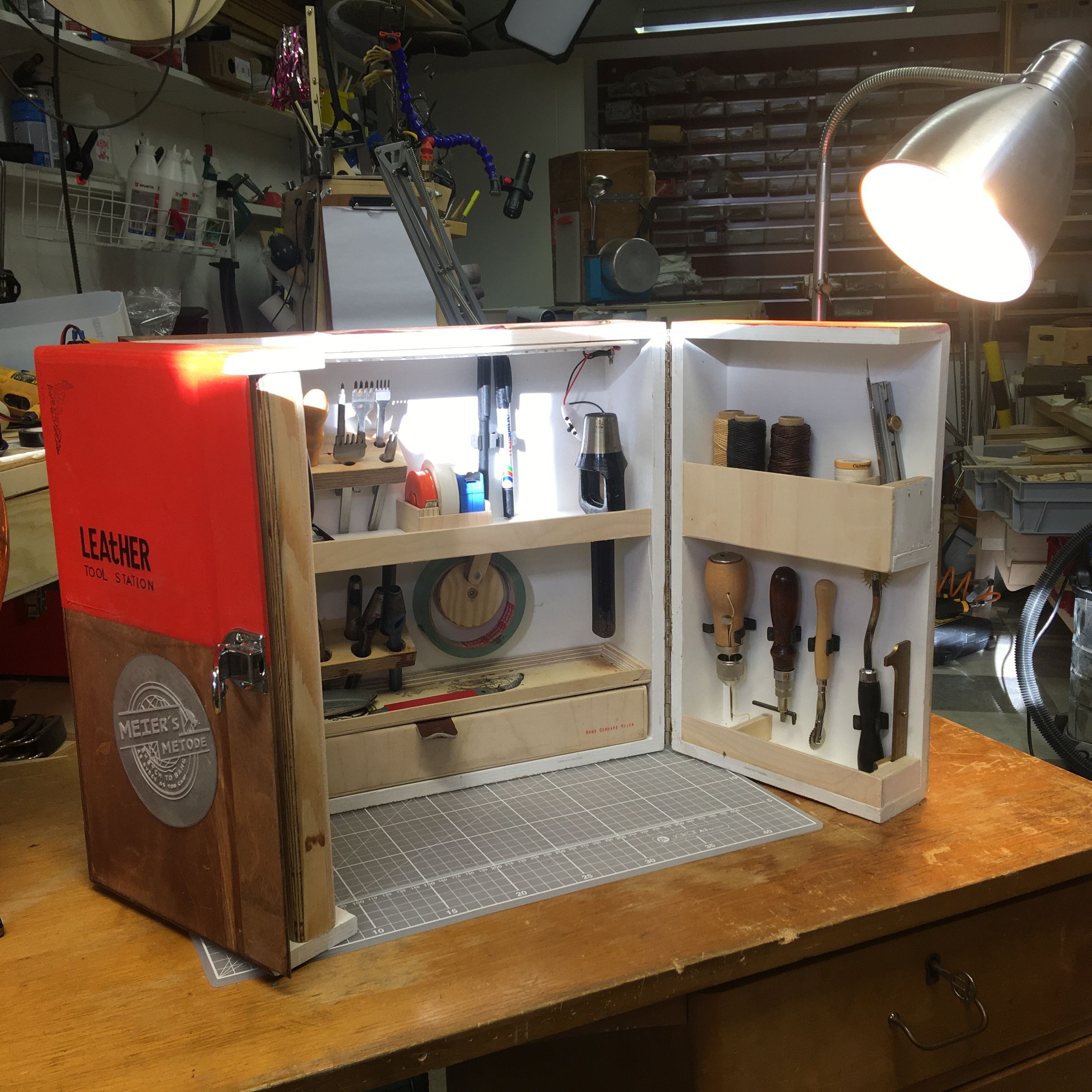 Portable Leather 9 Steps (with Pictures) Instructables