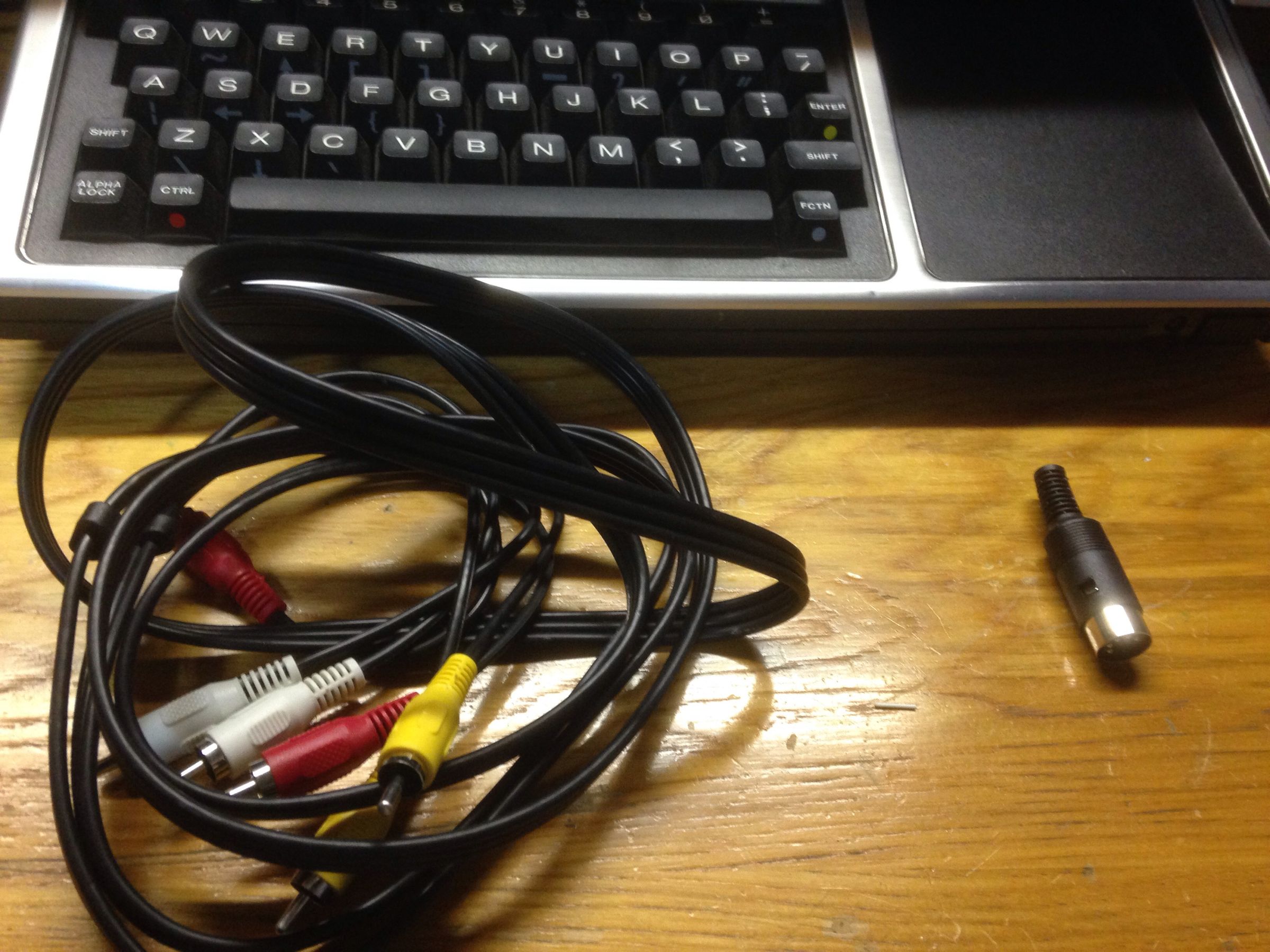DIY TI-99/4a Composite Video Cable : 7 Steps - Instructables