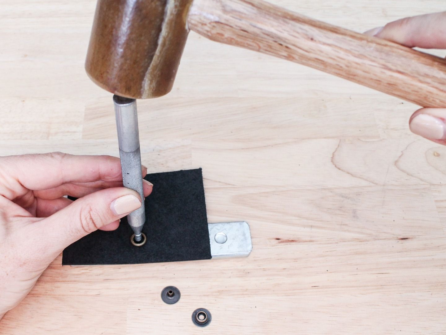 Beginning Leatherworking Class Leather Hardware Snaps Instructables