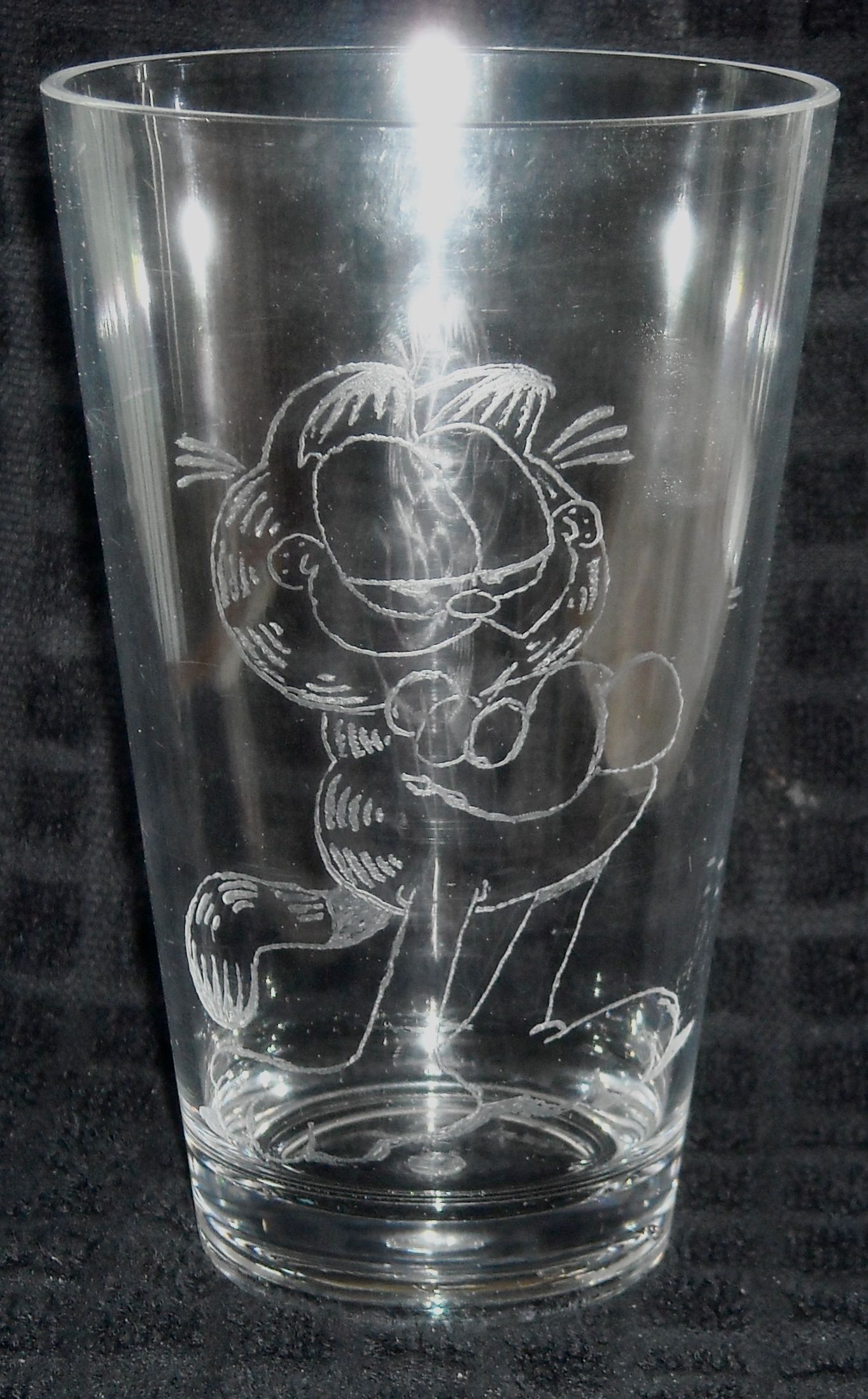 Garfield Drinking Cup Engraving