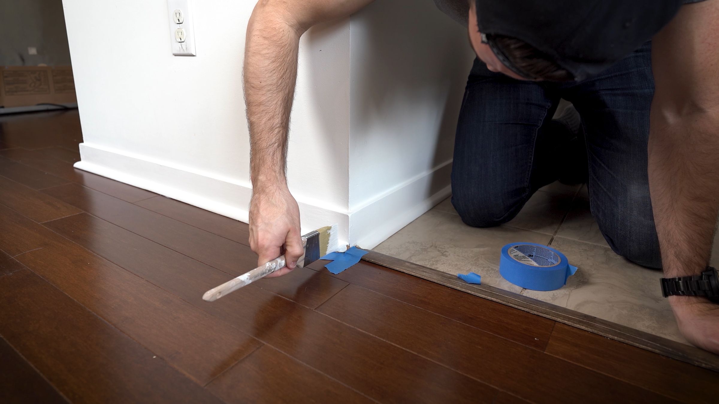 Cheap Fix for Small Cracks in Your Baseboard and Trim 9 Steps