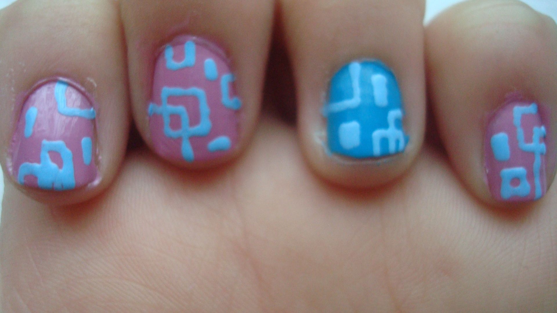 Nail Art - Retro Squares