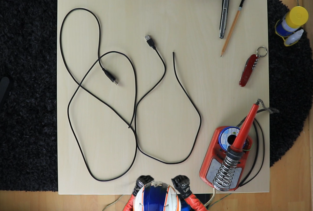 PS4 EXT Port USB Cable Hack : 4 Steps - Instructables