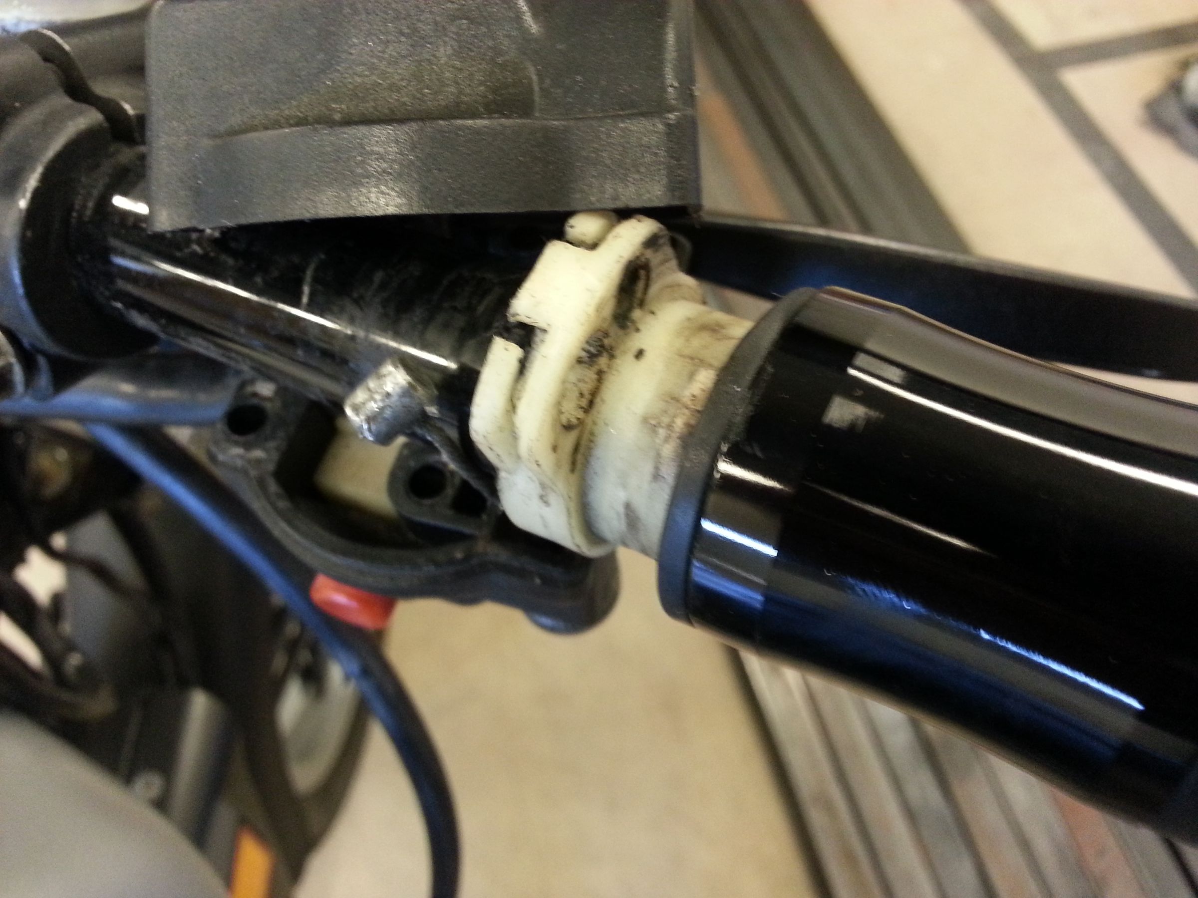 How to Change Motorcycle Grips 3 Steps Instructables