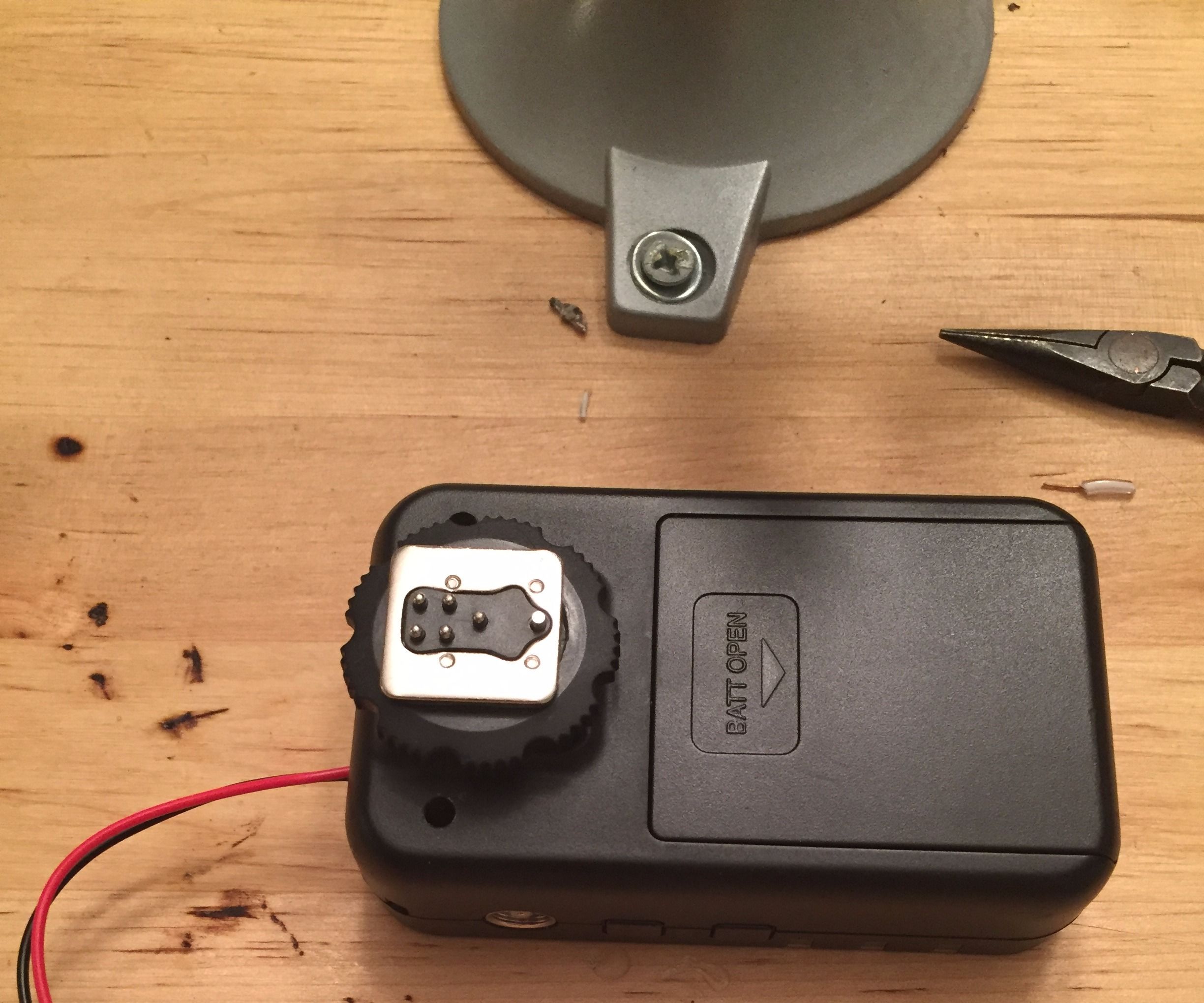 Yongnuo 622-C Battery Mod