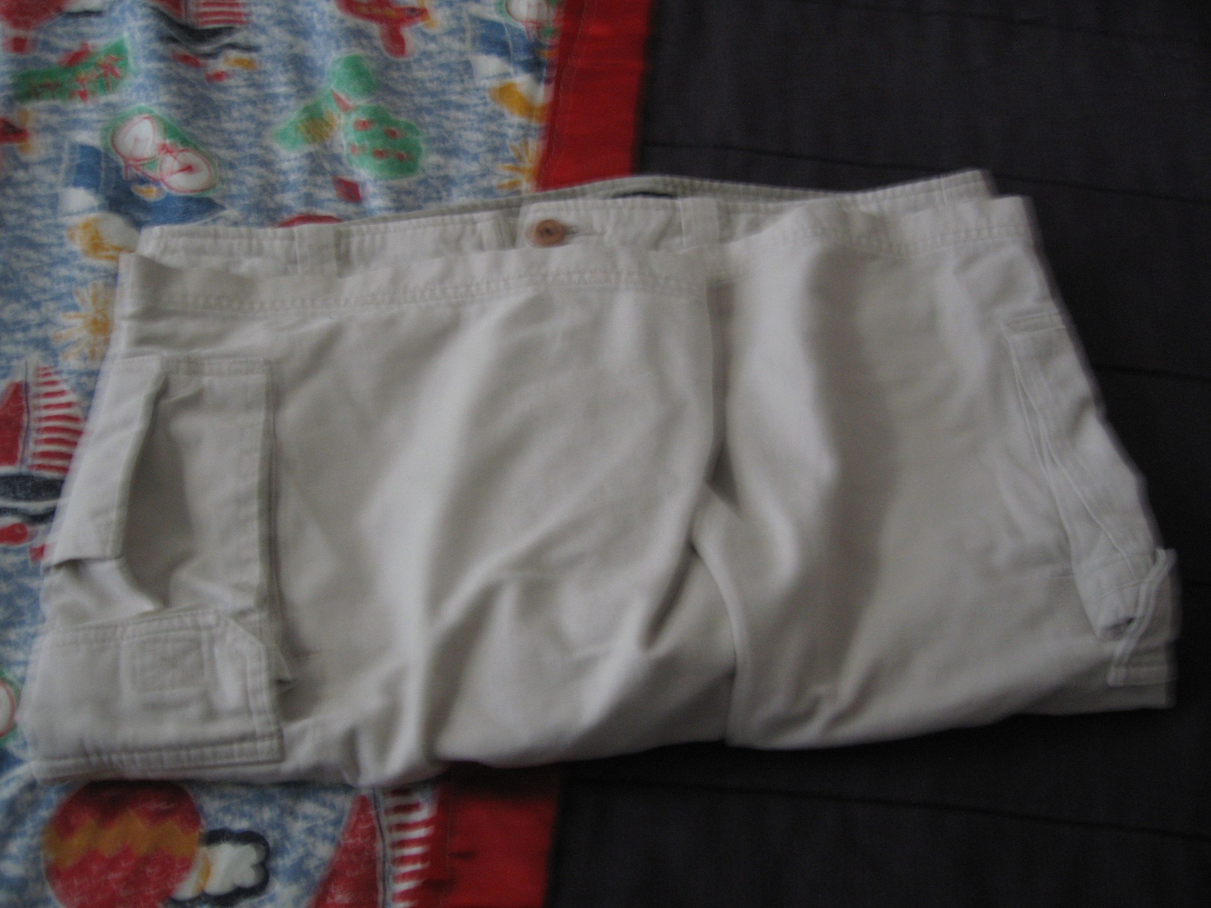 How to Fold Shorts Air Force BMT Style 4 Steps Instructables