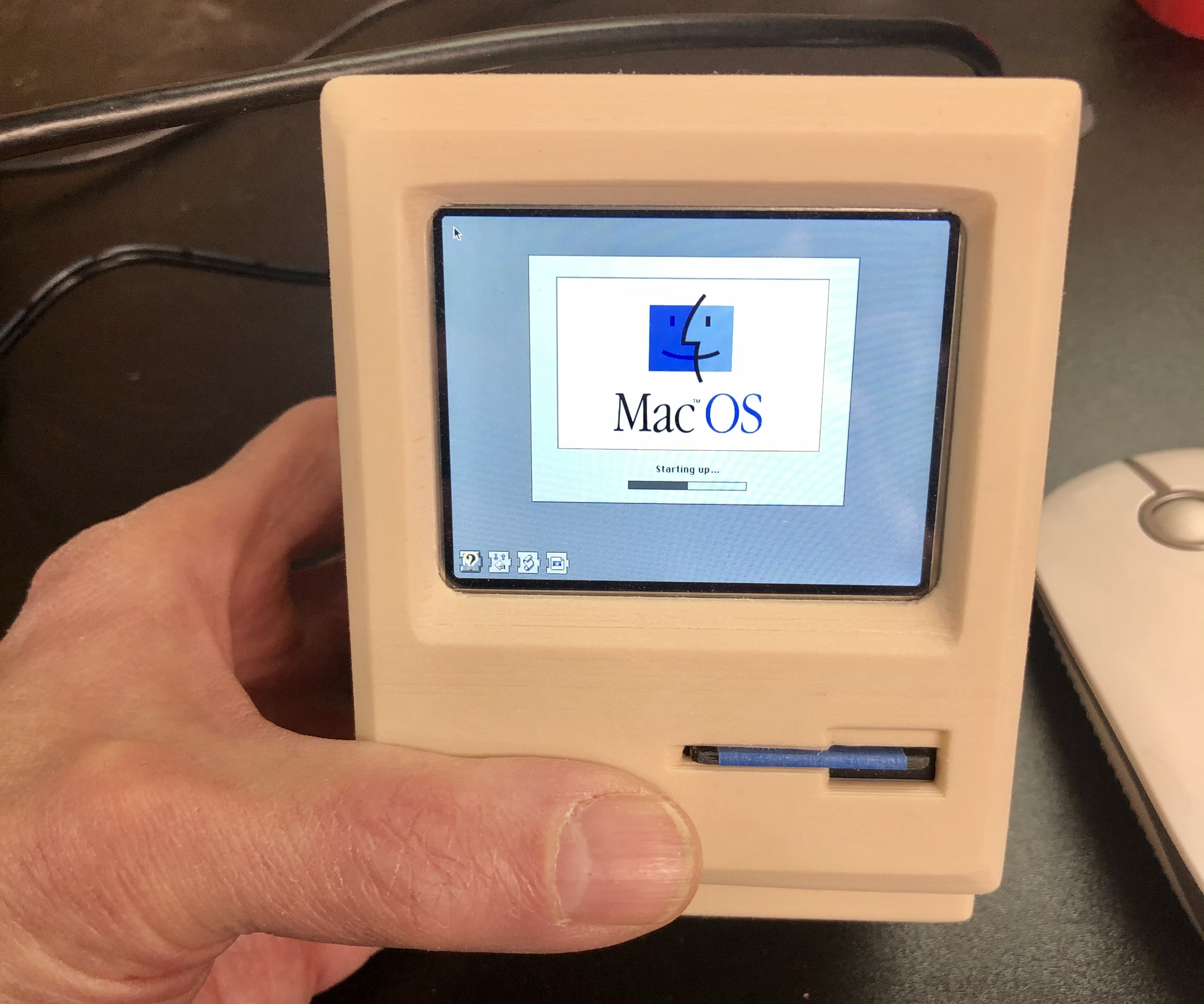 Making a Tiny Mac From a Raspberry Pi Zero