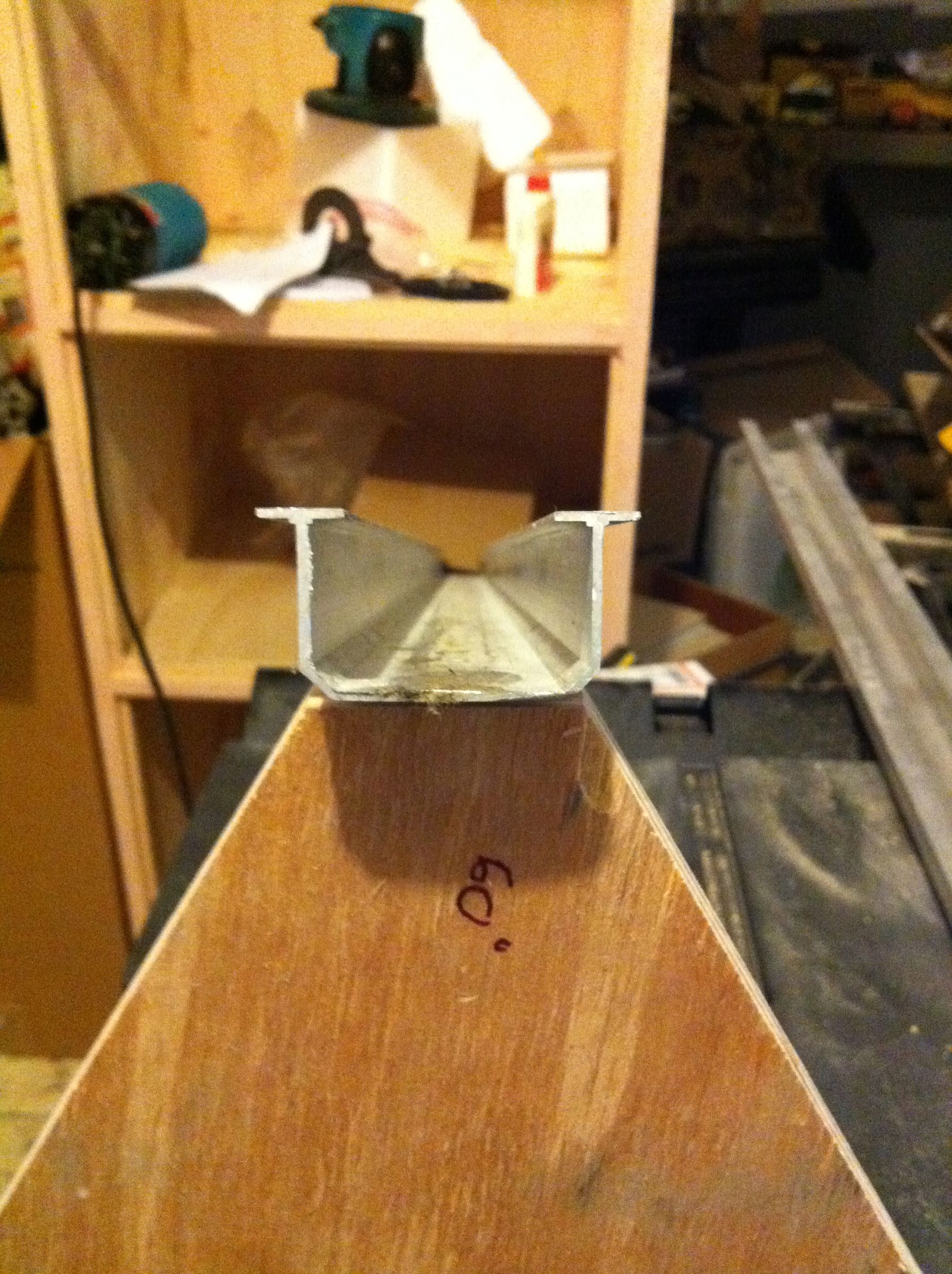 Make a Router Lift Out of Recycled Closet Door Rails. : 12 Steps (with ...