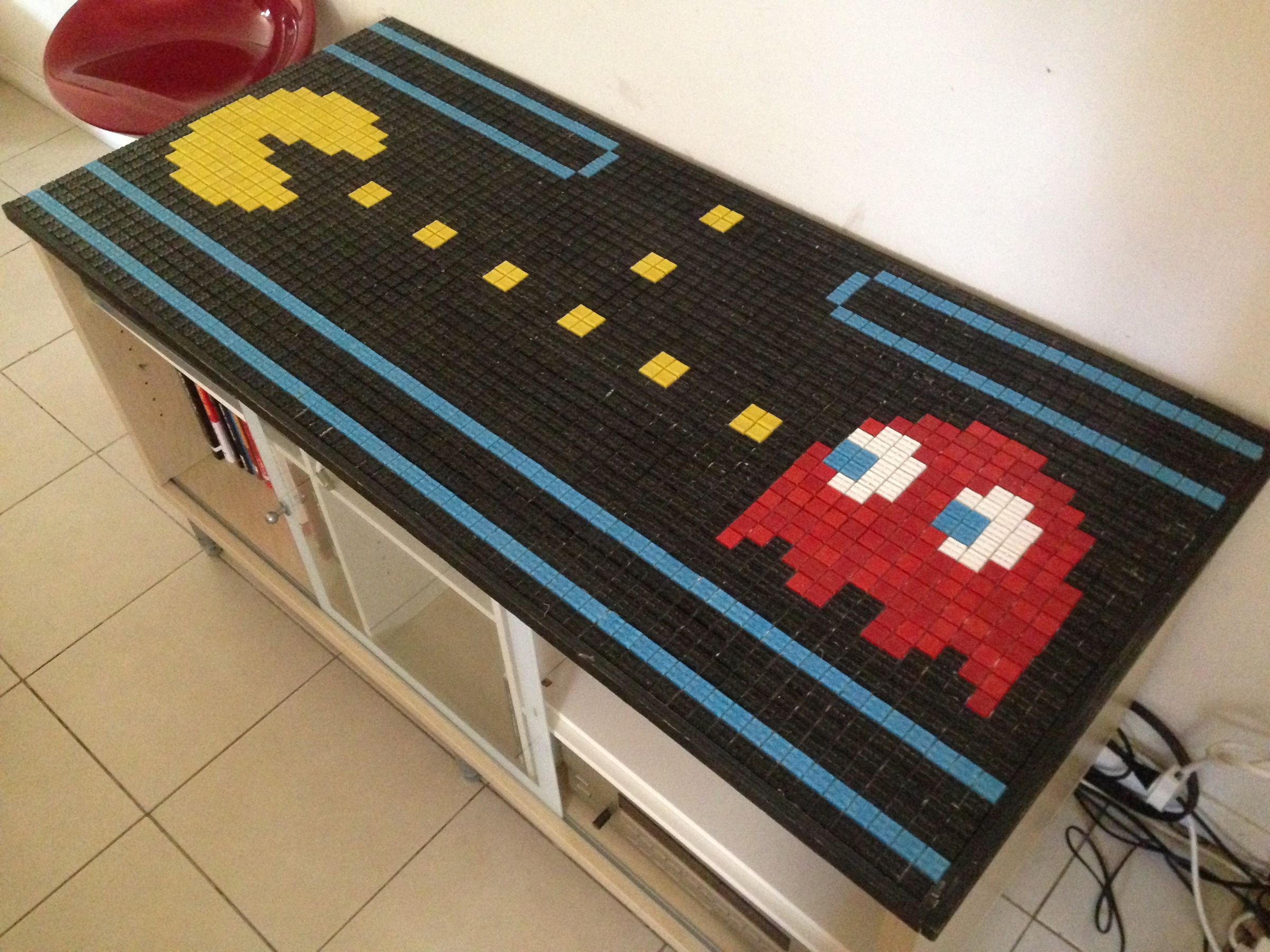 Pac Man / Pacman Mosaic Table Cover