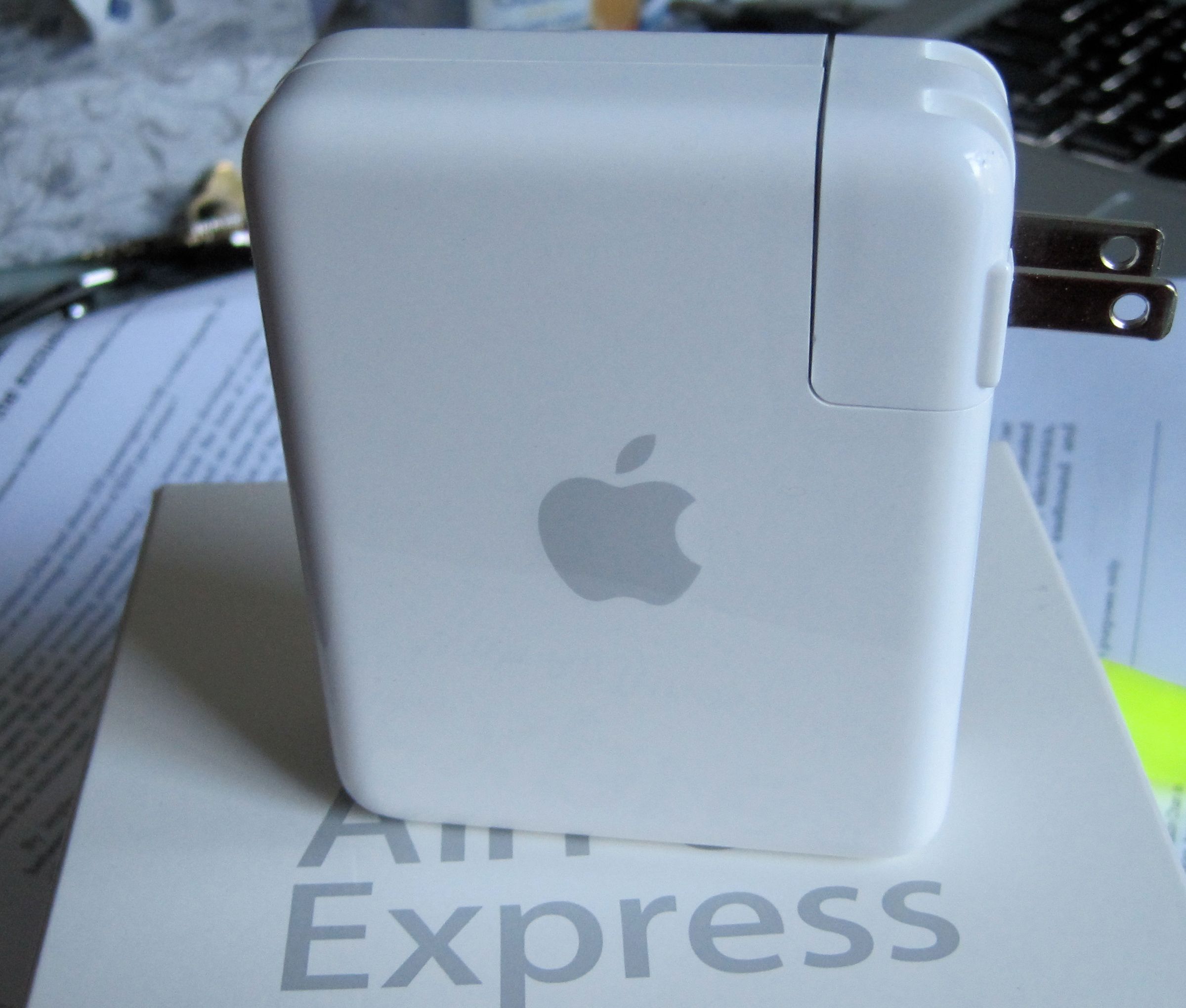 Bypass Your Broken Airport Express PSU With an USB Power Source