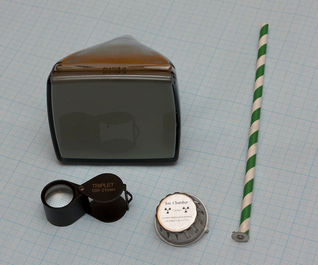 How to Observe Alpha Particles