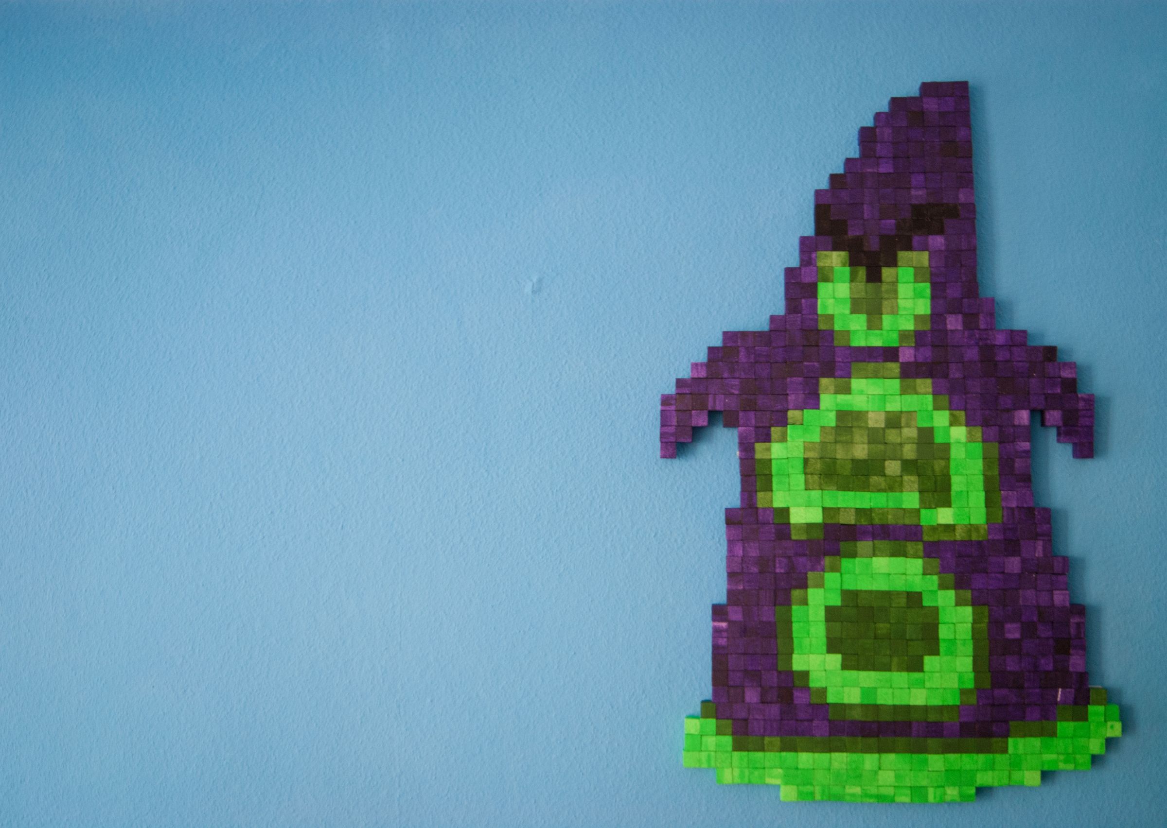 Pixelated Figure of Purple (Day of the Tentacle)