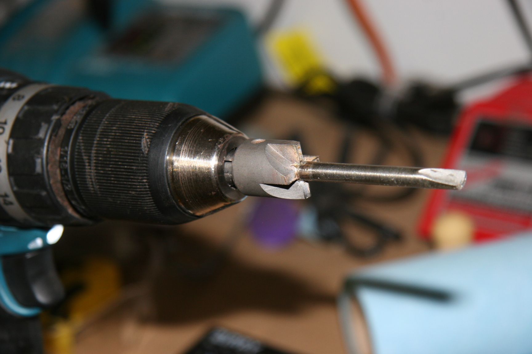 Turrning a European Style Wooden Pen 4 Steps (with Pictures