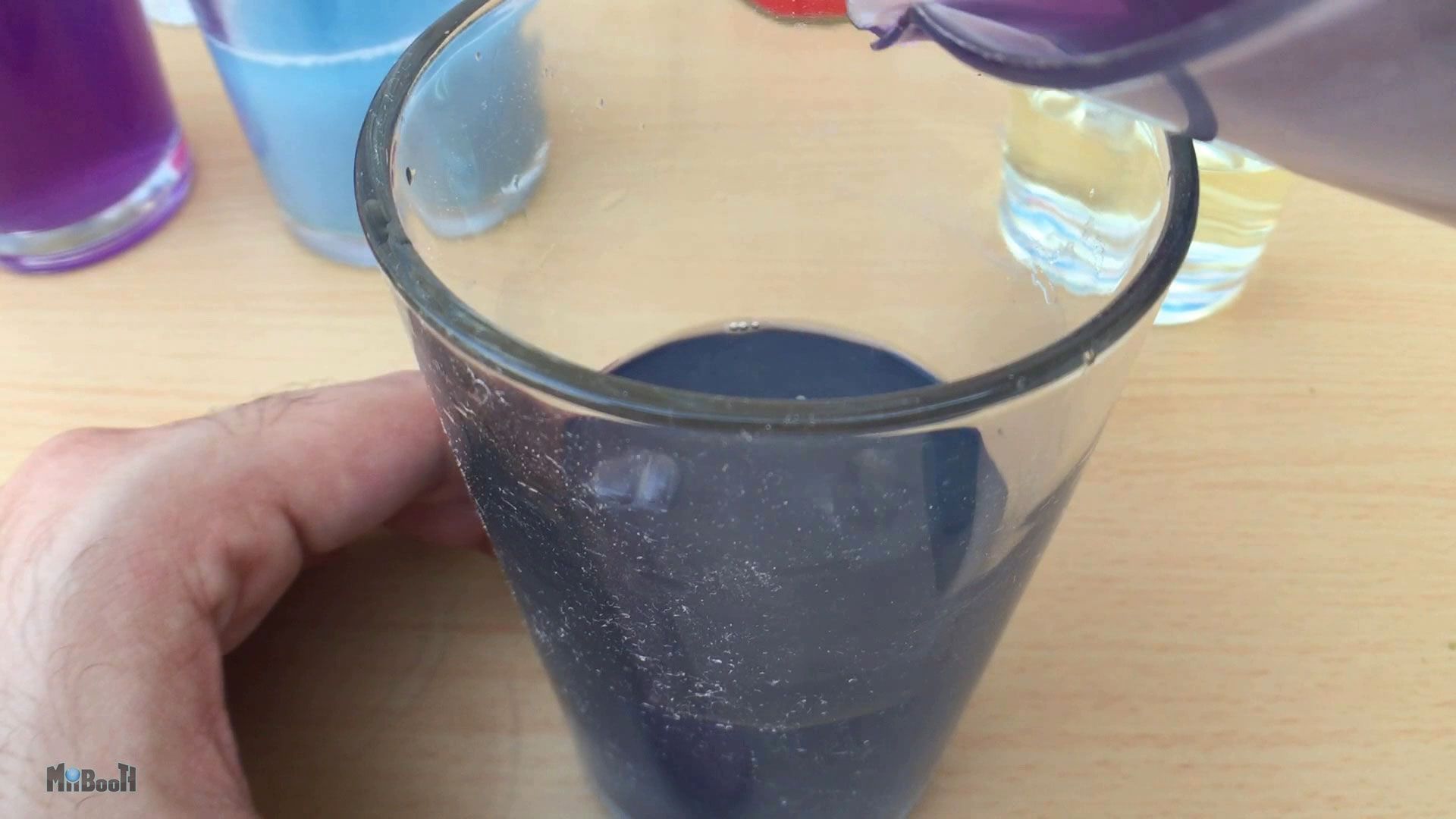 Acid/Base PH Indicator Experiment (Video) 3 Steps (with Pictures