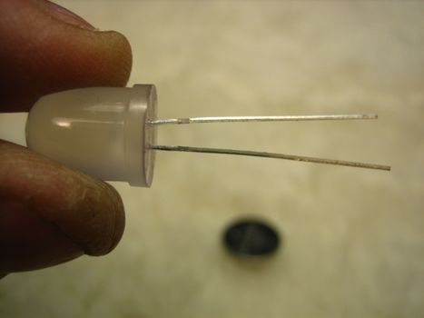 LED Throwies : 7 Steps (with Pictures) - Instructables