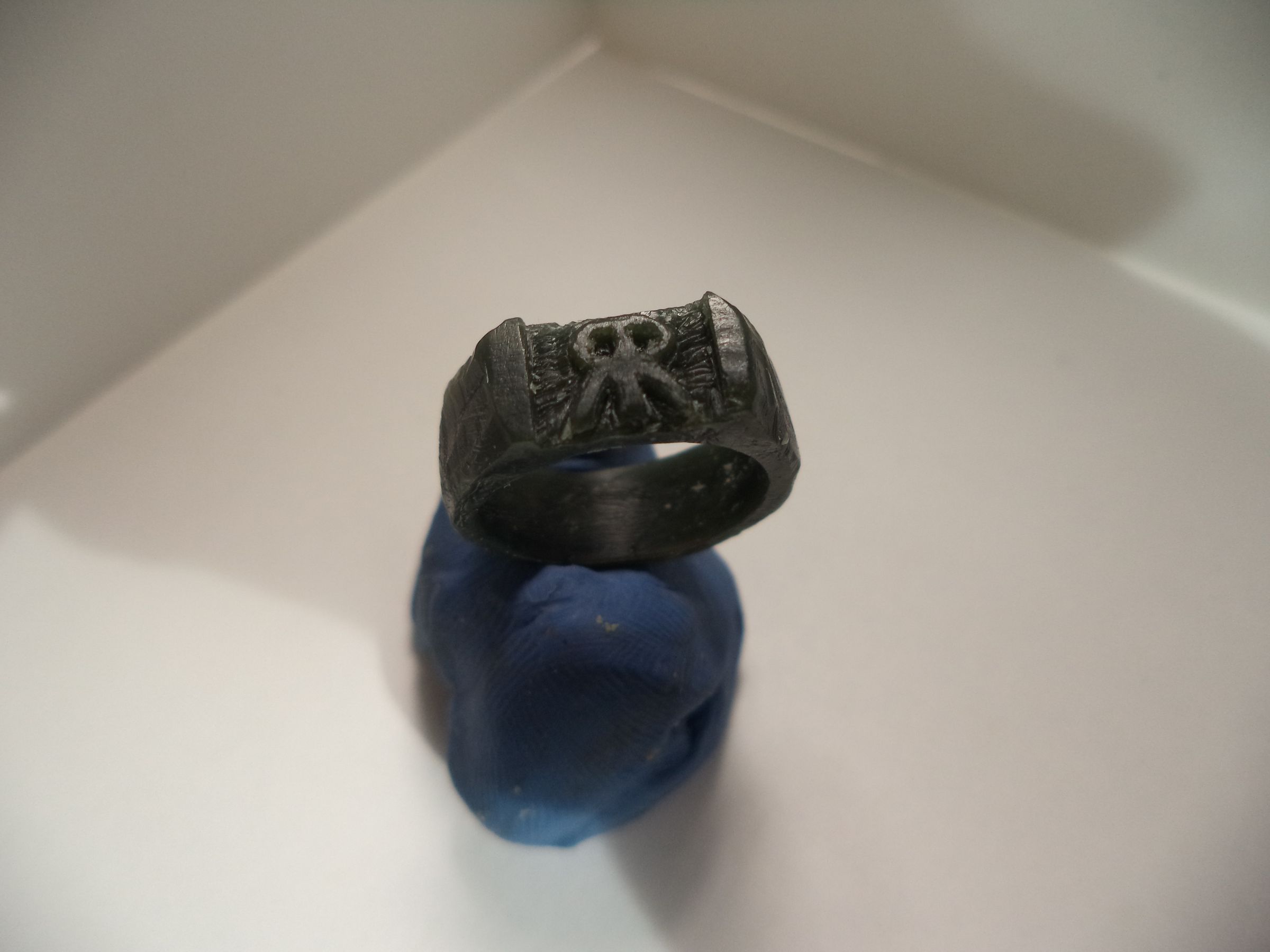 Turn Wax to Metal (lostwax Casting) 6 Steps (with Pictures