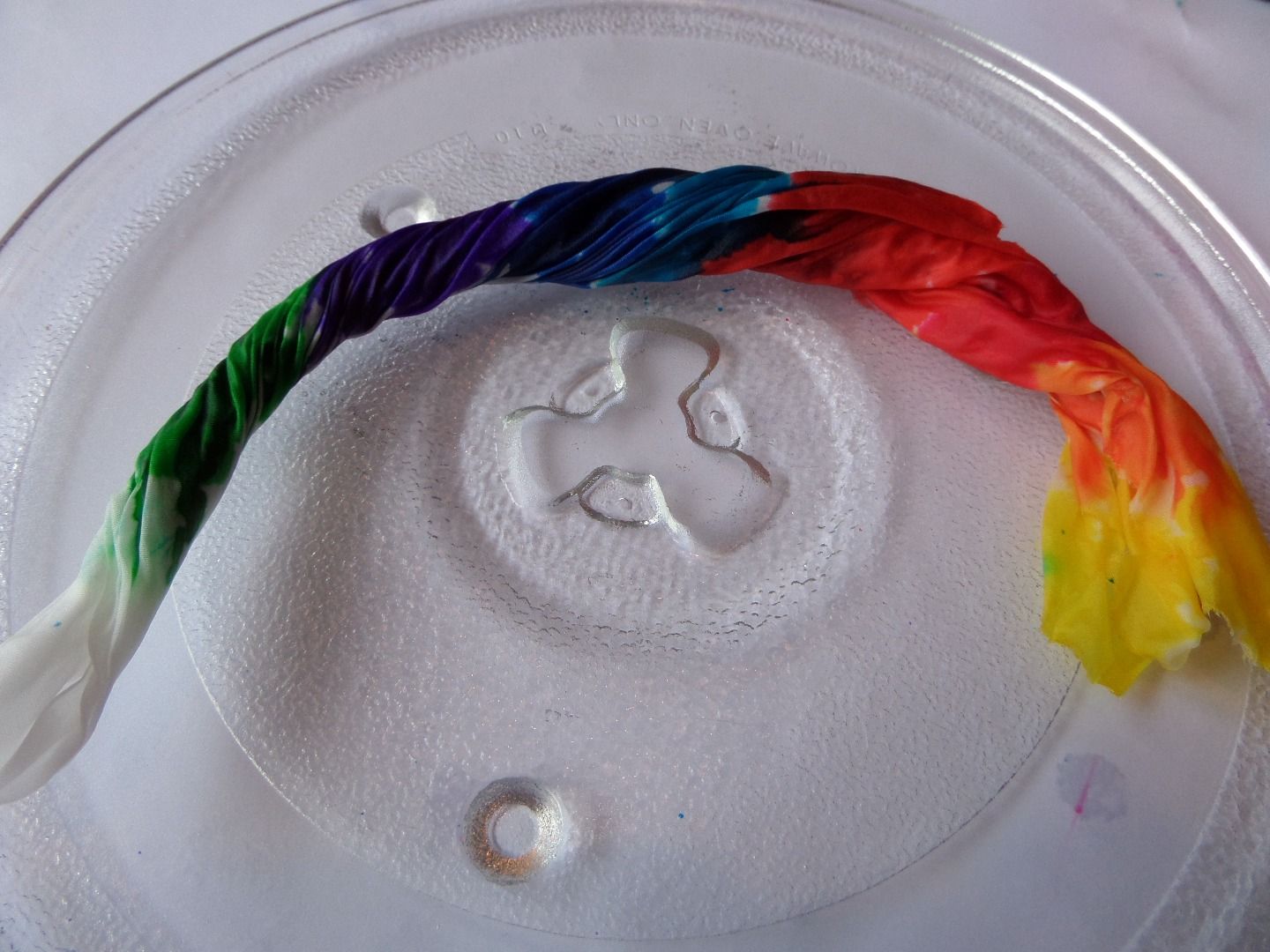 Microwave Dyeing on Silk 9 Steps (with Pictures) Instructables