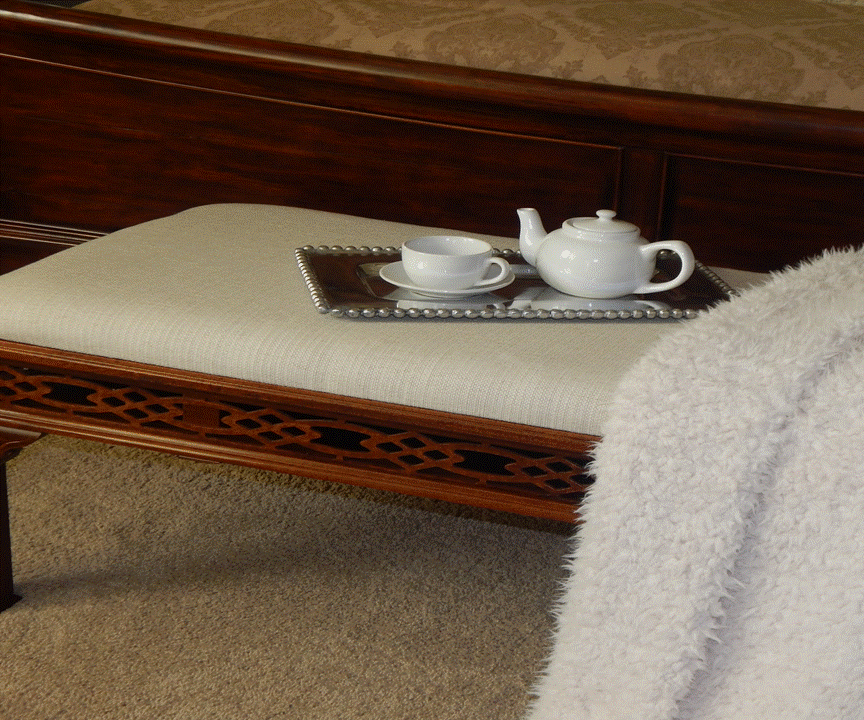 Furniture Hack - From CoffeeTable to Bed Bench
