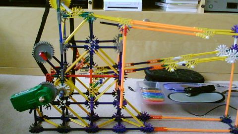 Double Ramp: a Small and Pointless Knex Ball Machine